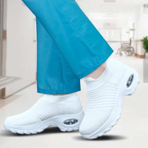 Sairaanhoitajan valkoiset kengät